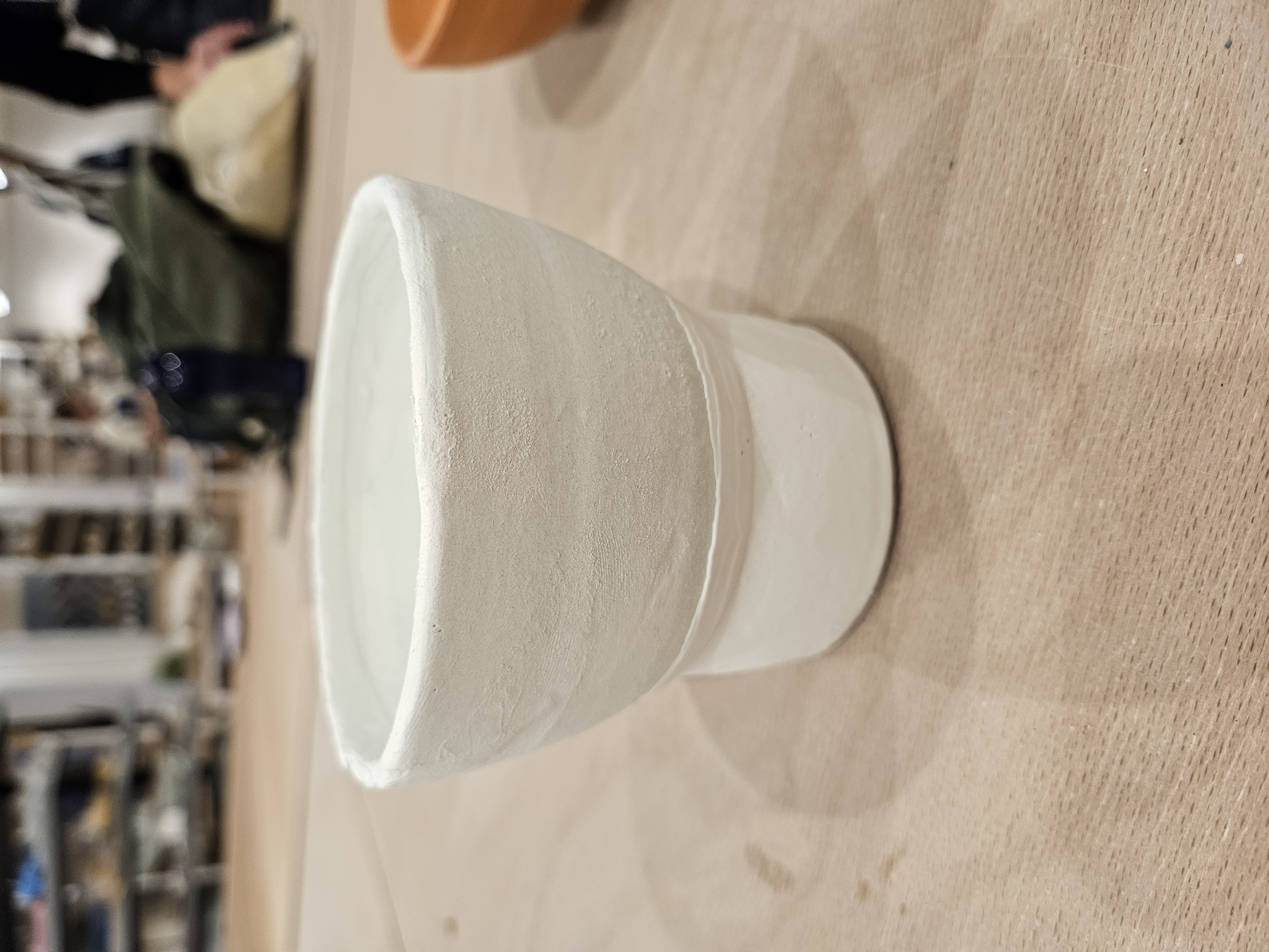 Posodica, ki se razpira